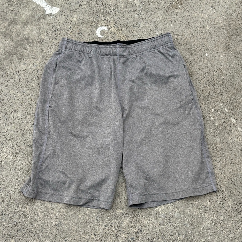 Nike Men's Gray Athletic Shorts
